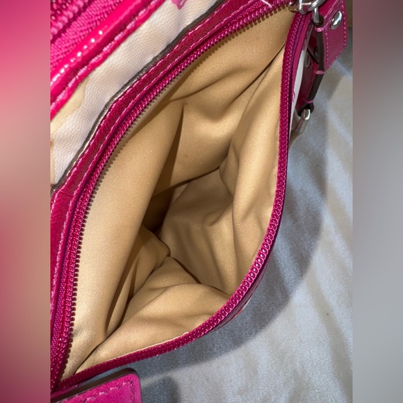 Vintage Coach Horse Carriage Logo Crossbody Messenger Swing Shoulder Purse - Picture 14 of 16